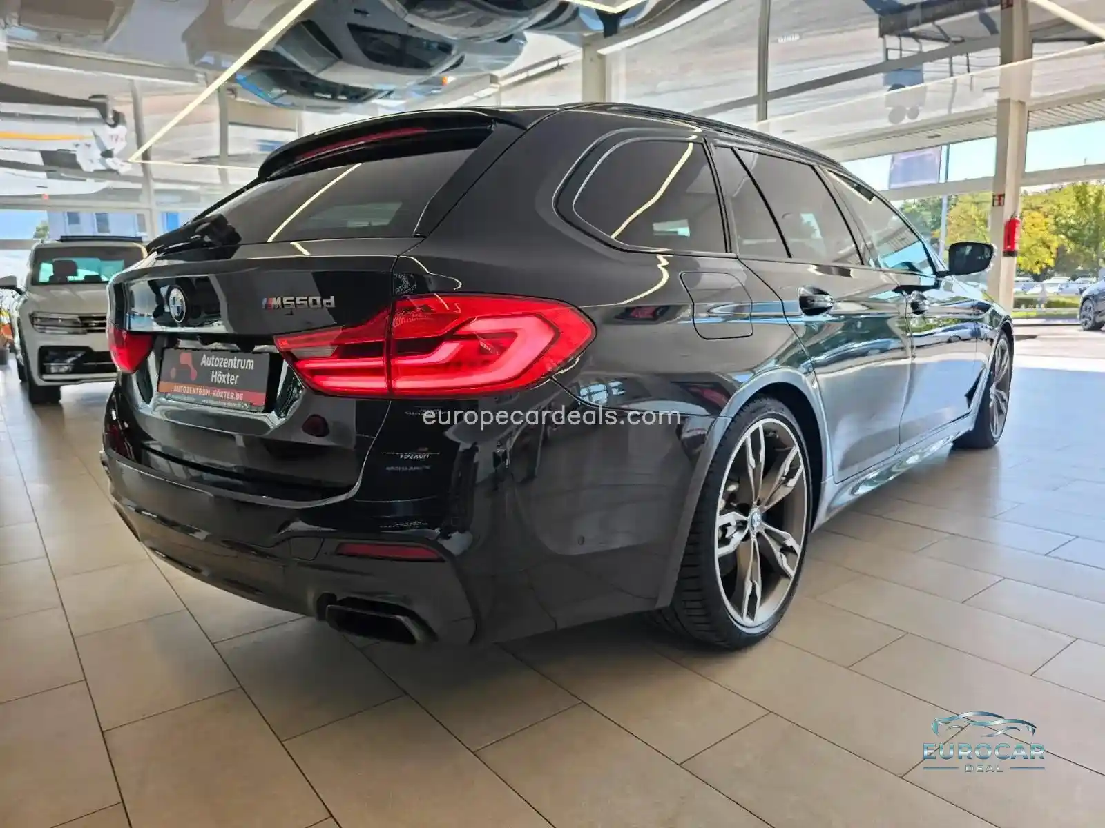 BMW M550