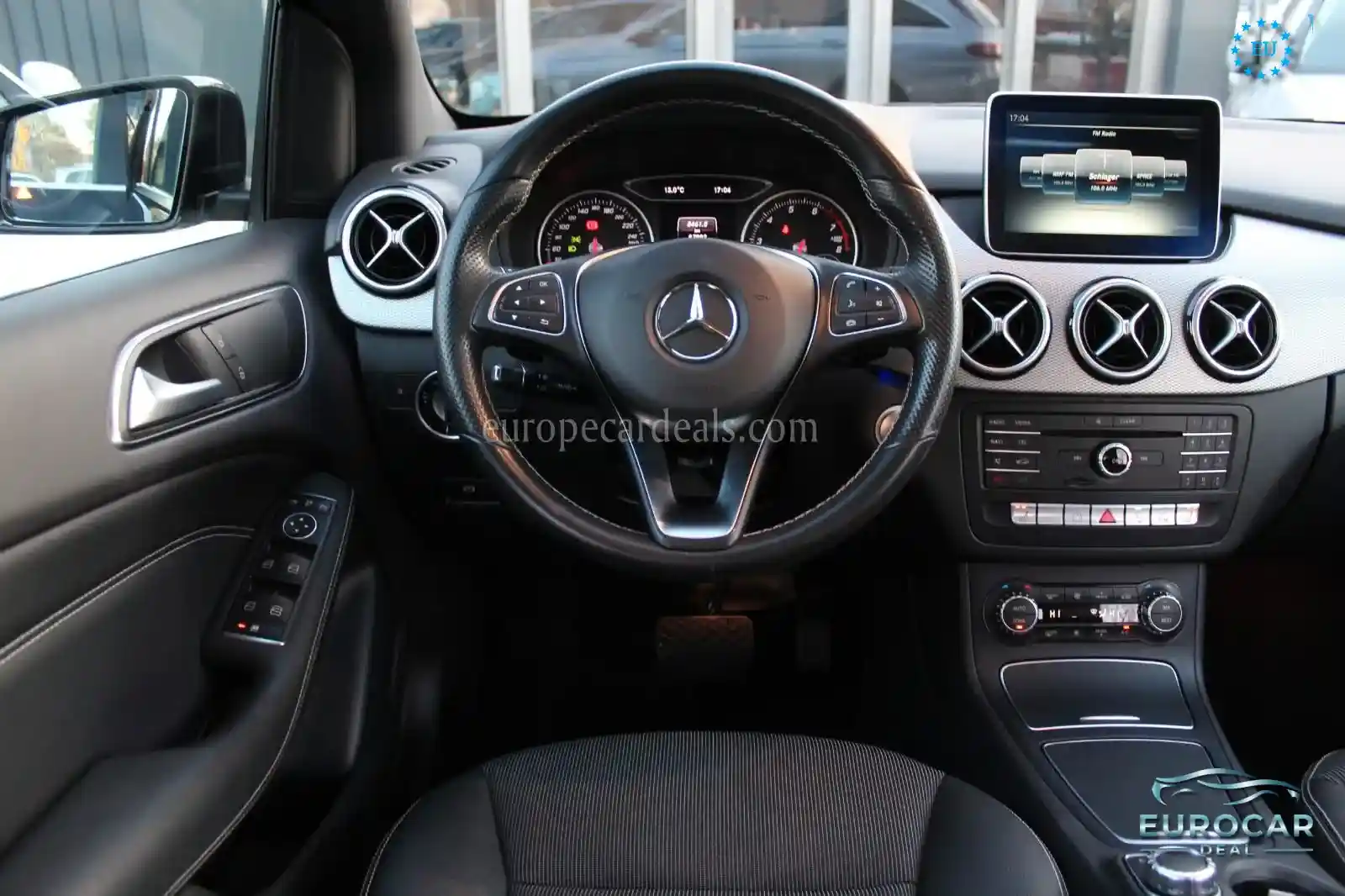 Mercedes-Benz B 180