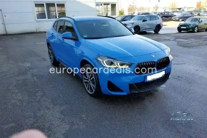 BMW X2