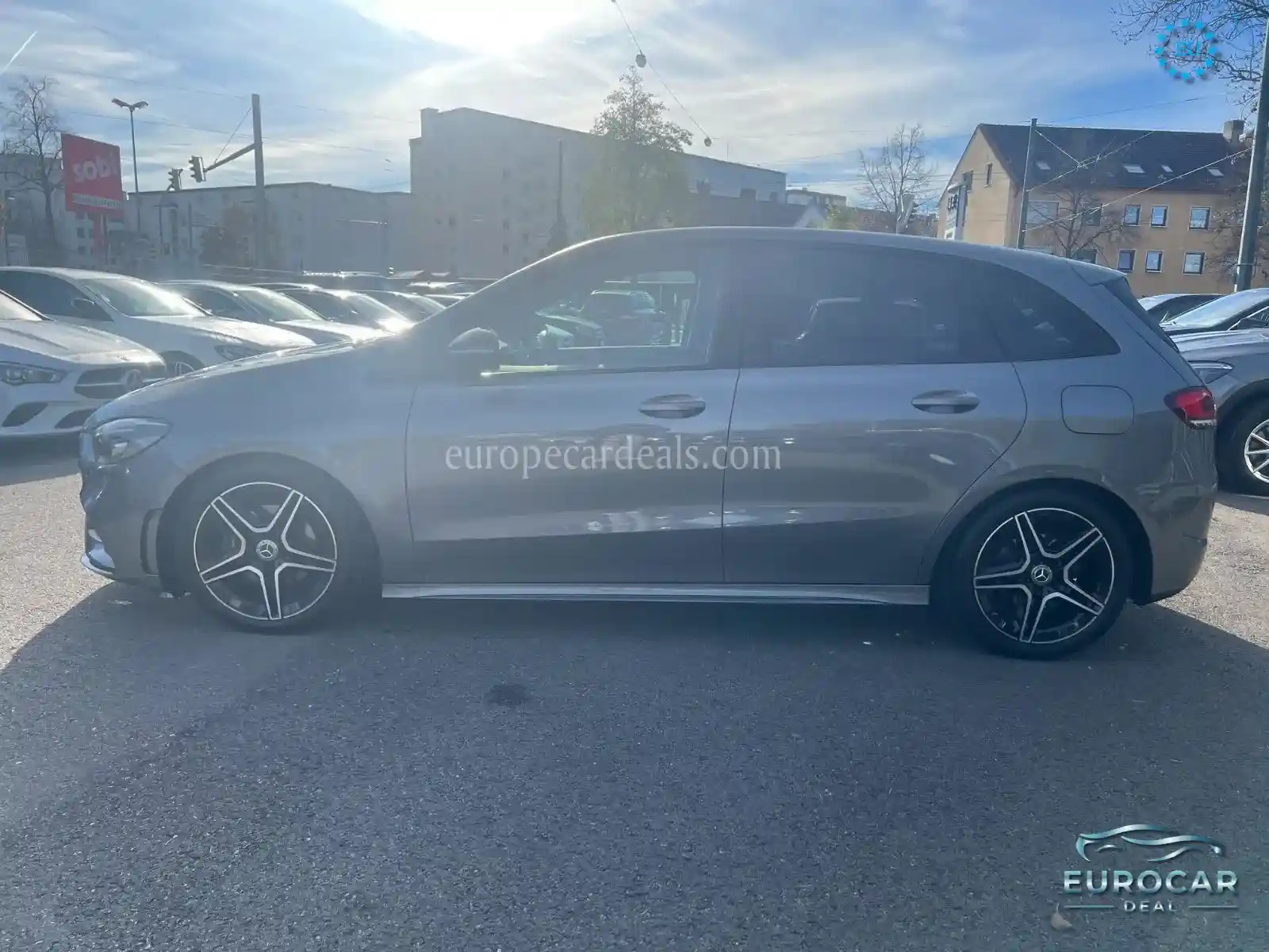 Mercedes-Benz B 200