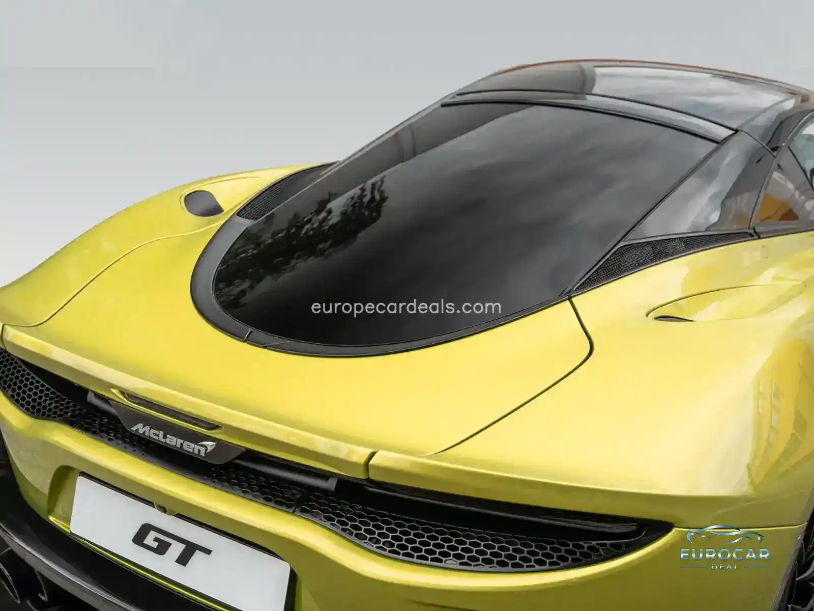 McLaren GT