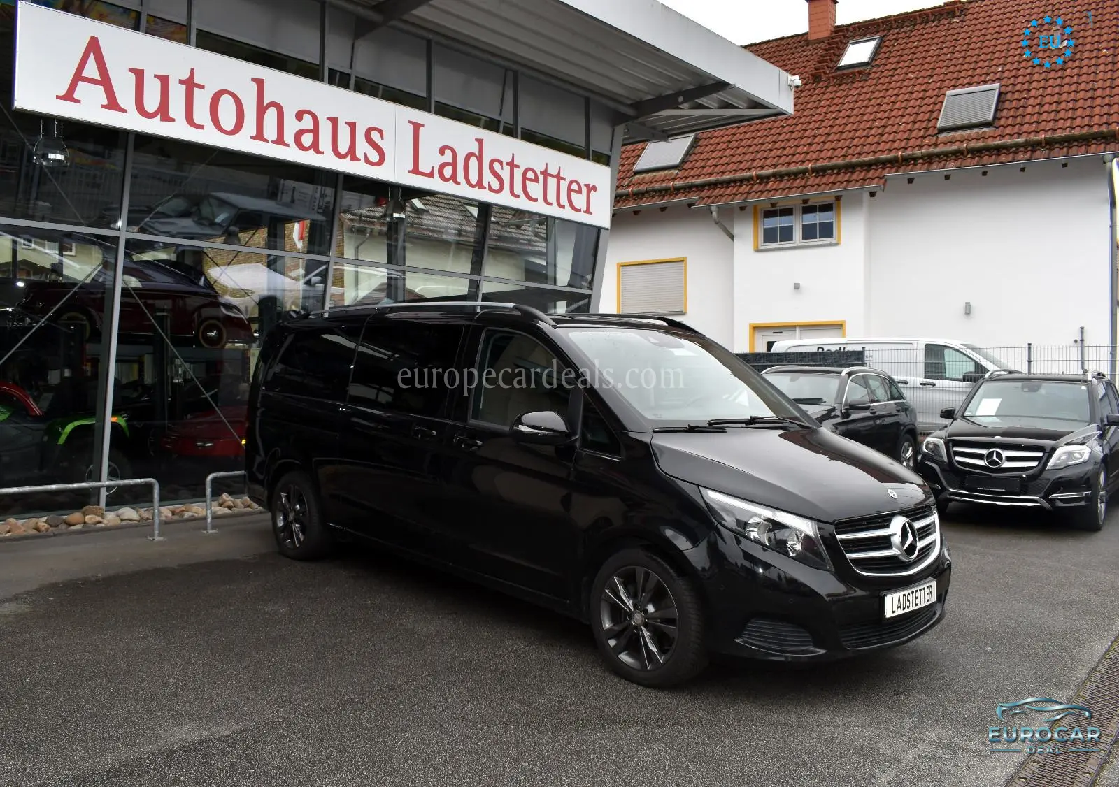 Mercedes-Benz V 220