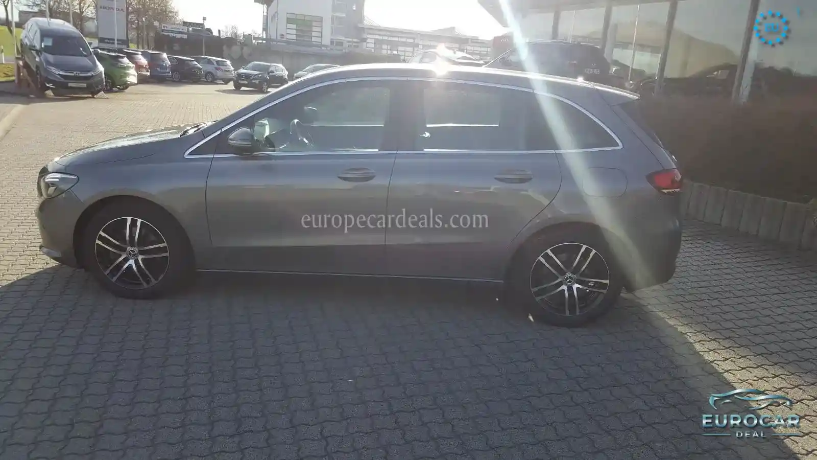 Mercedes-Benz B 200