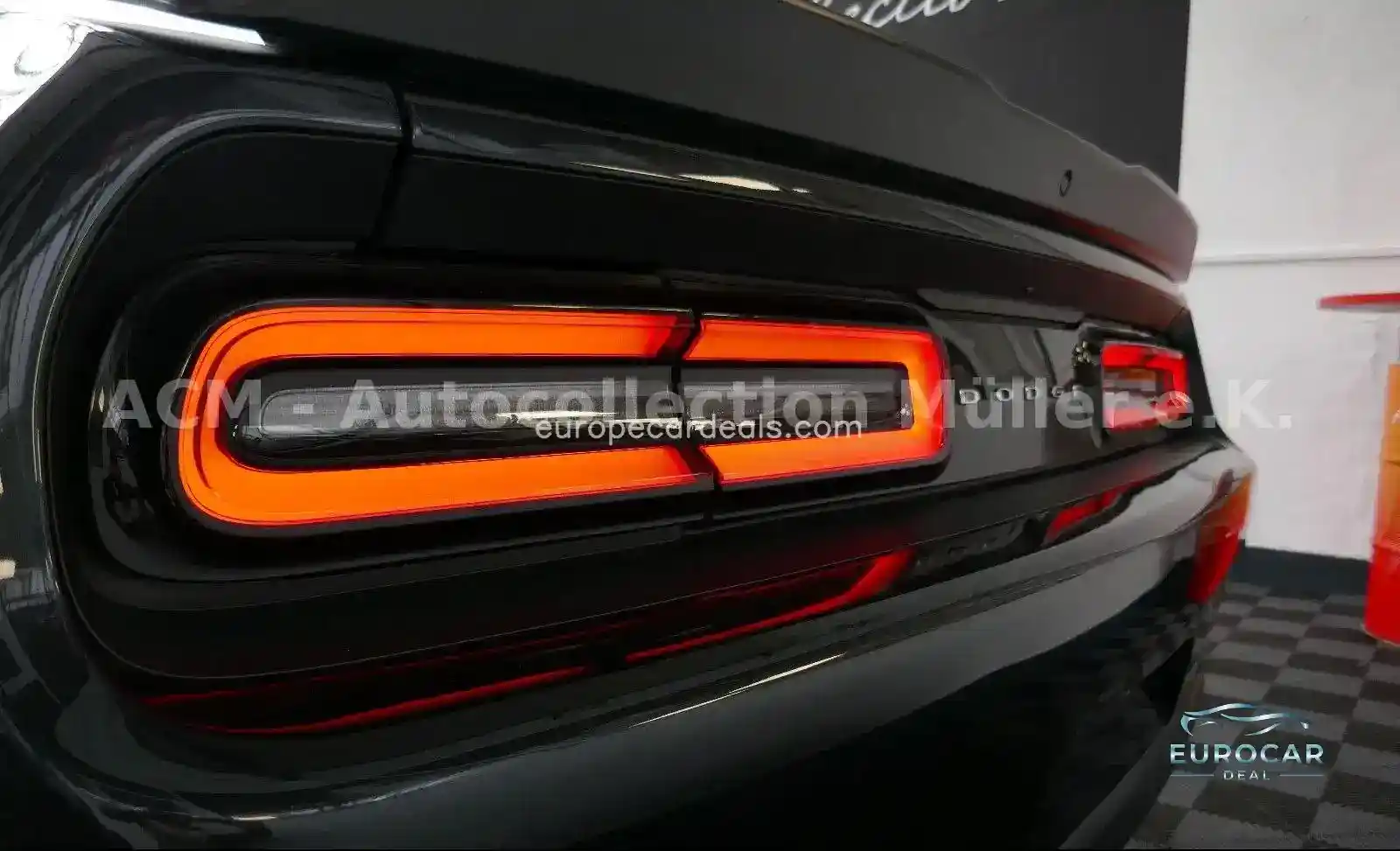 Dodge Challenger