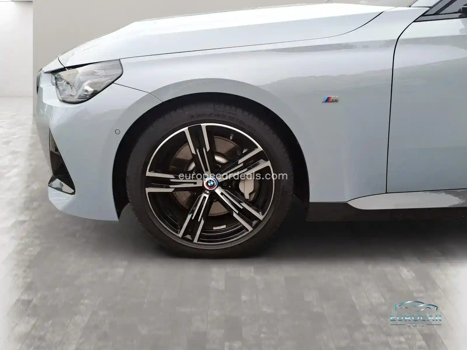 BMW 230