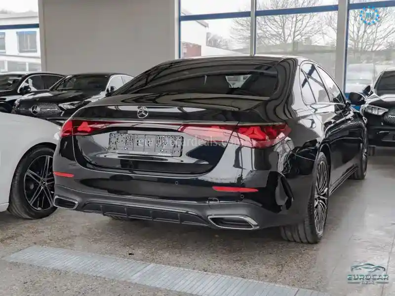 Mercedes-Benz E 200
