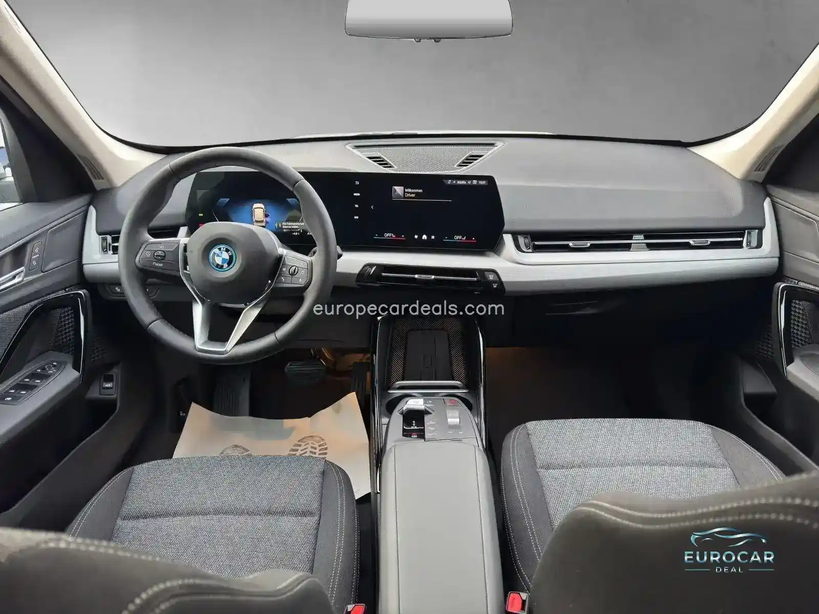 BMW iX1