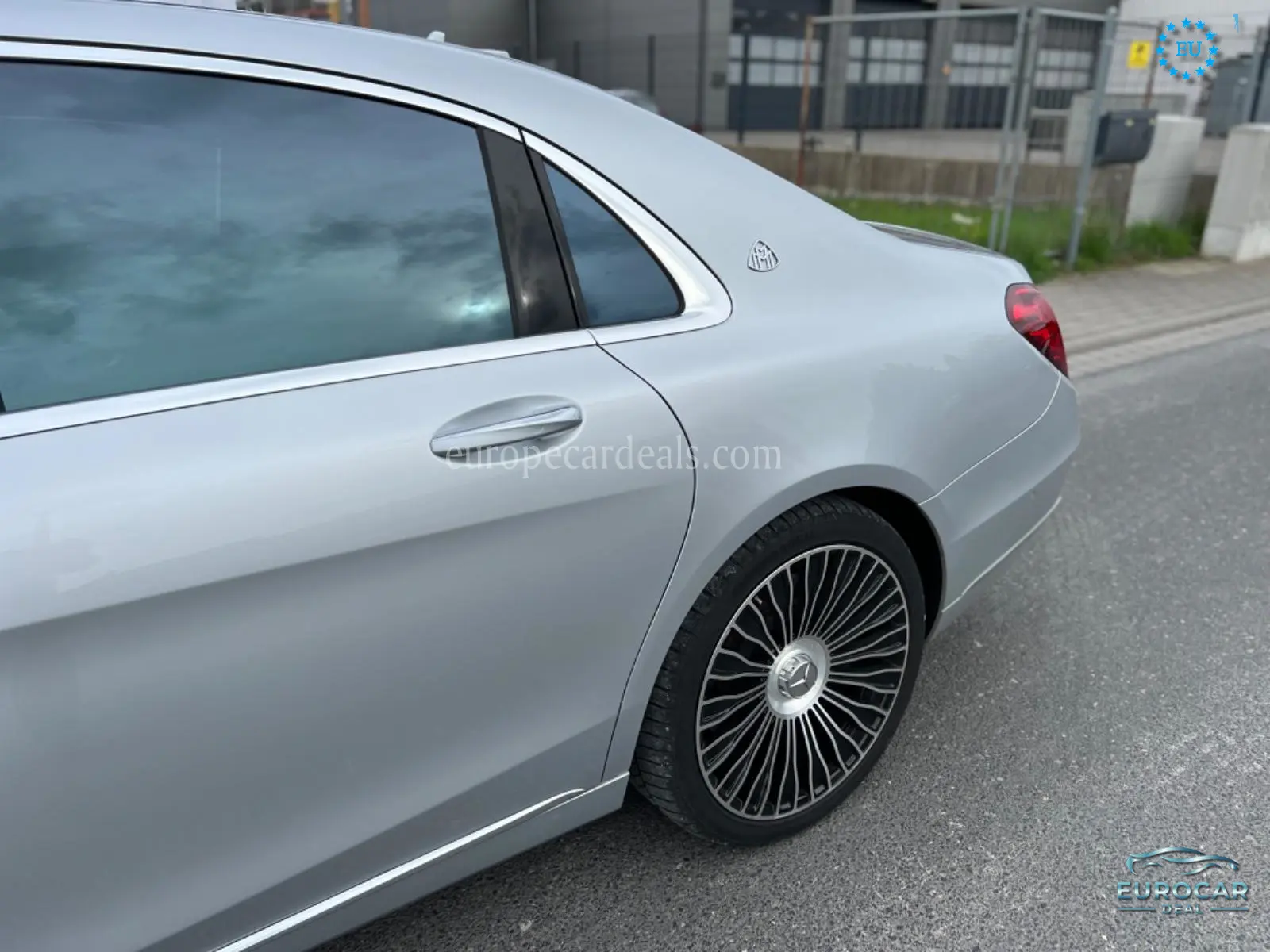 Mercedes-Benz S 560