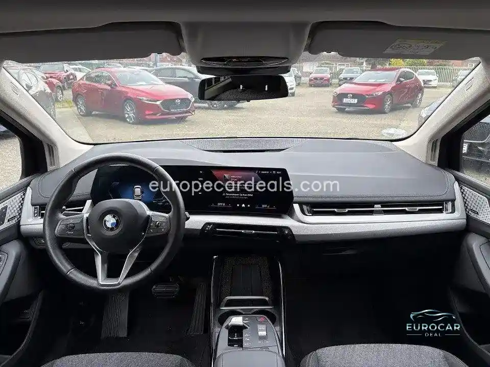 BMW 218