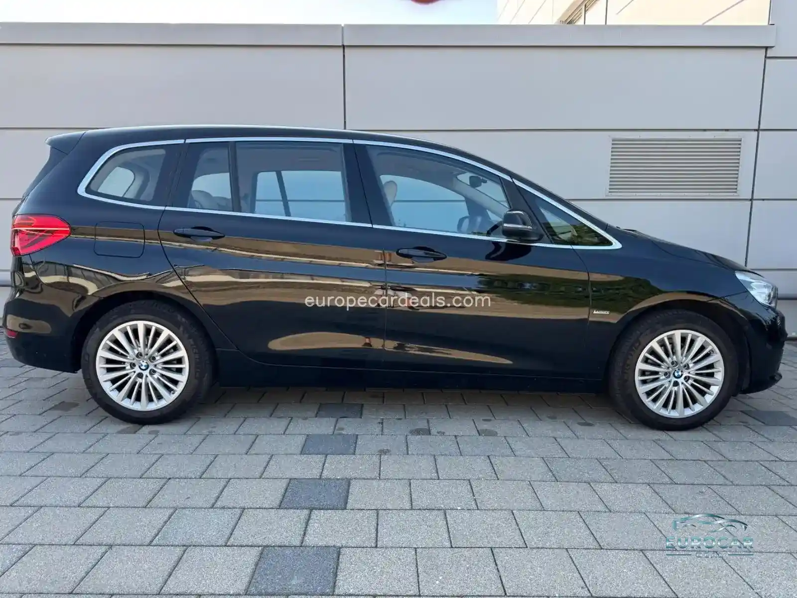 BMW 216