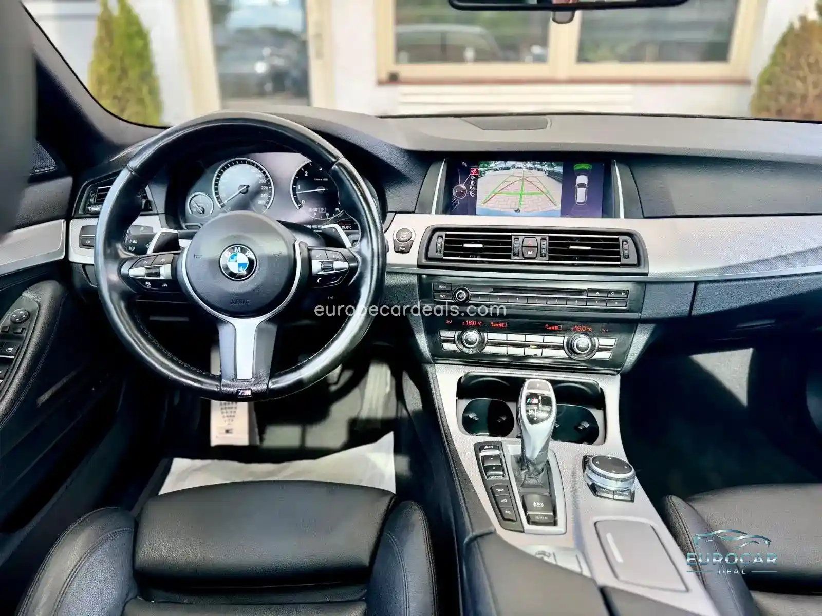 BMW M550
