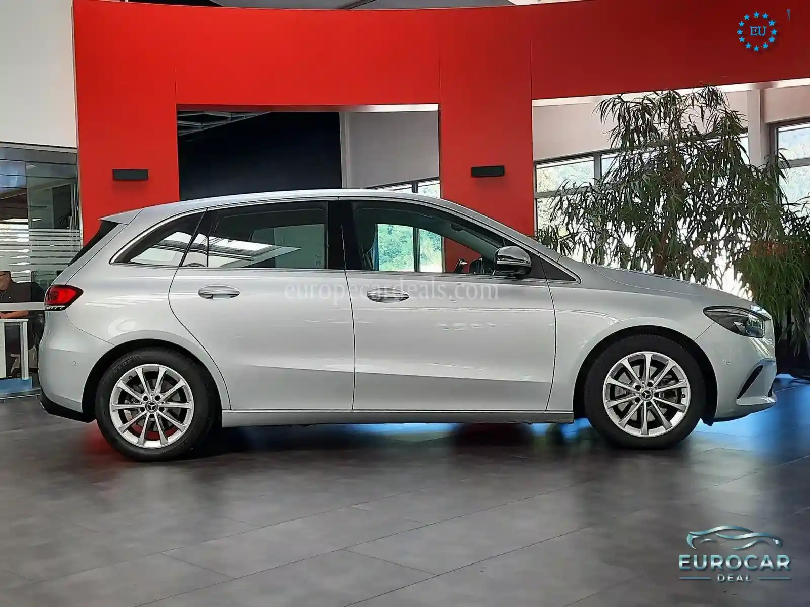 Mercedes-Benz B 220