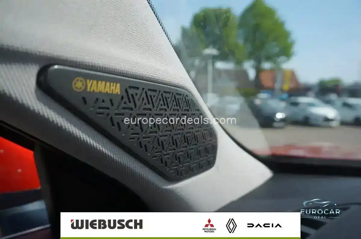 Mitsubishi Plug-in Hybrid Outlander