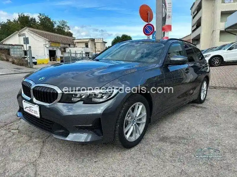BMW 320