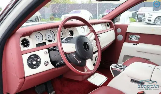 Rolls-Royce Phantom