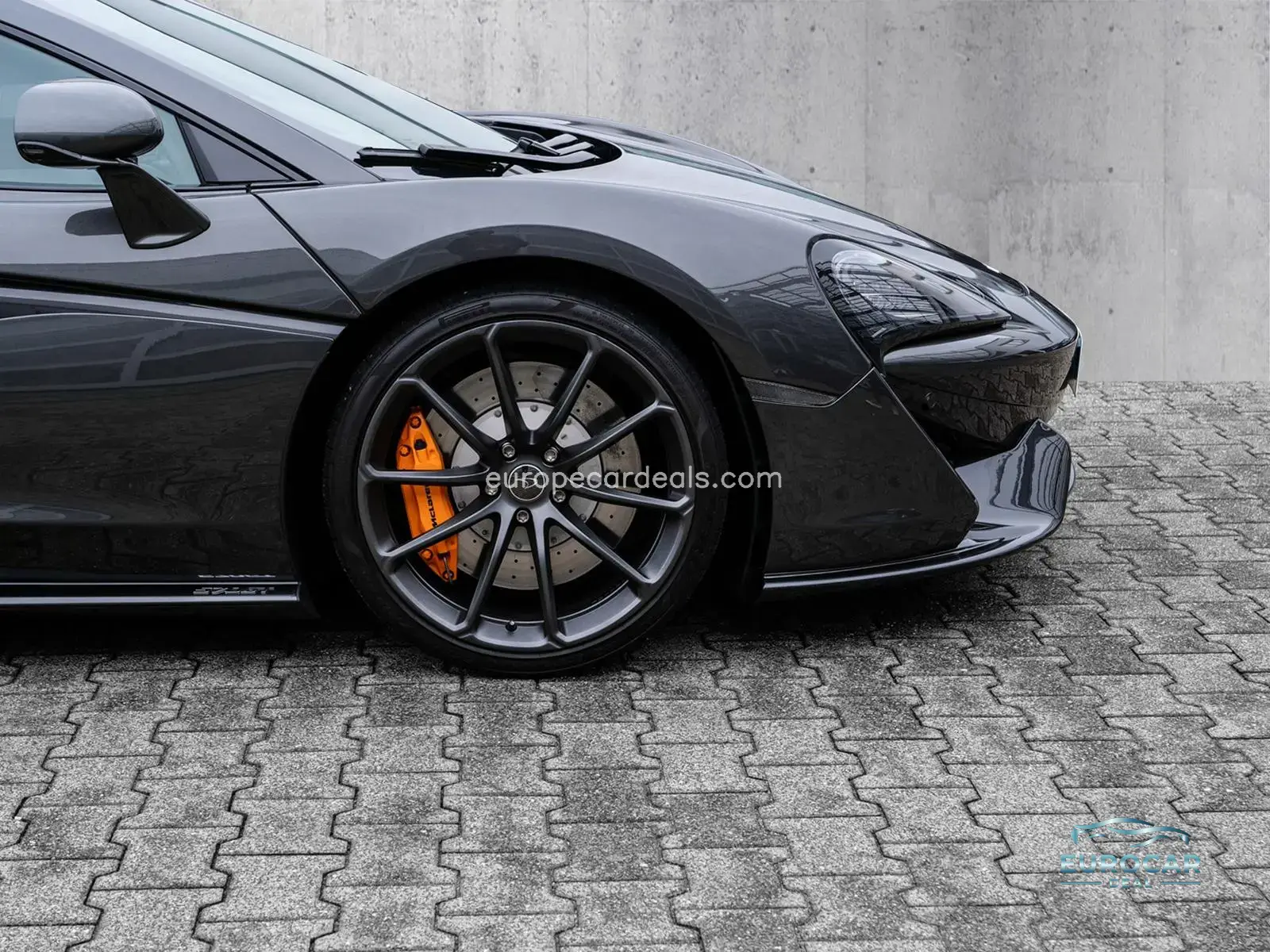 McLaren 570GT