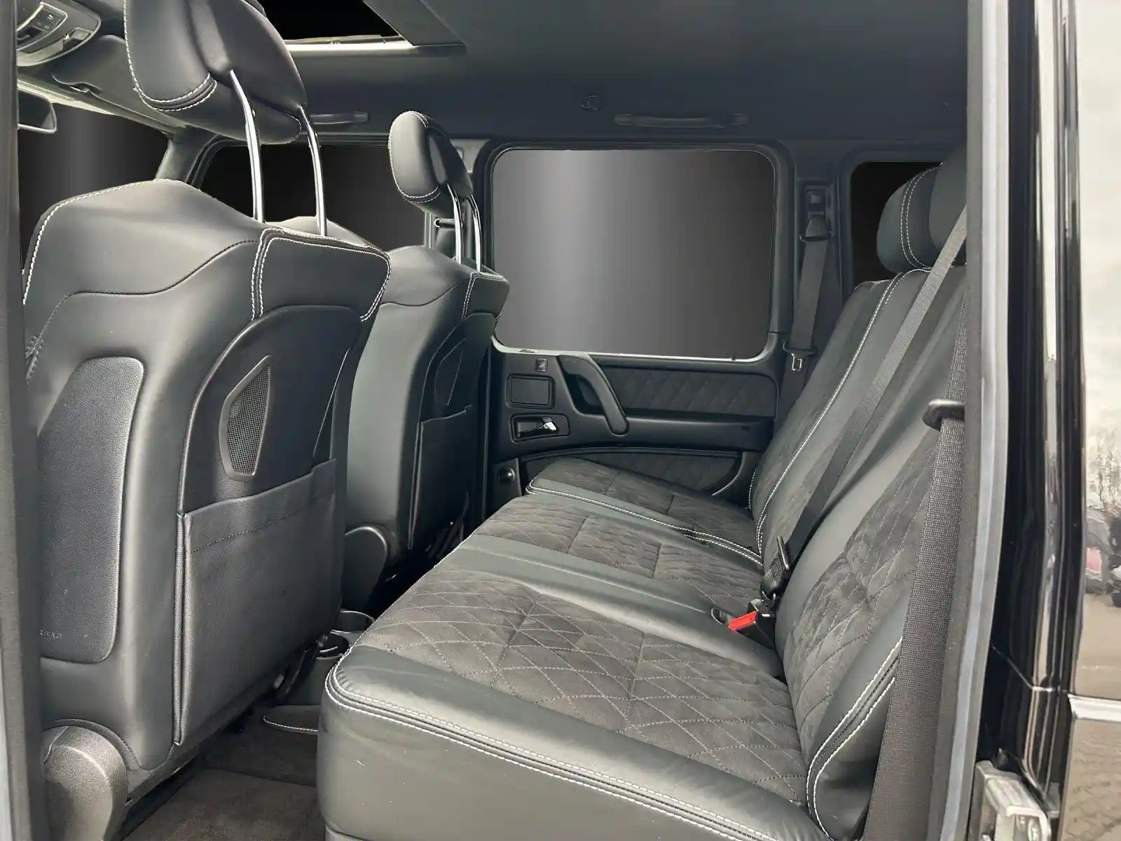 Mercedes-Benz G 500