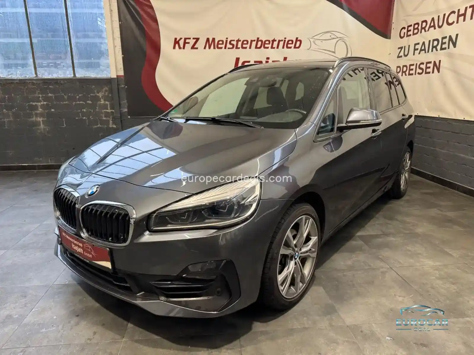 BMW 216