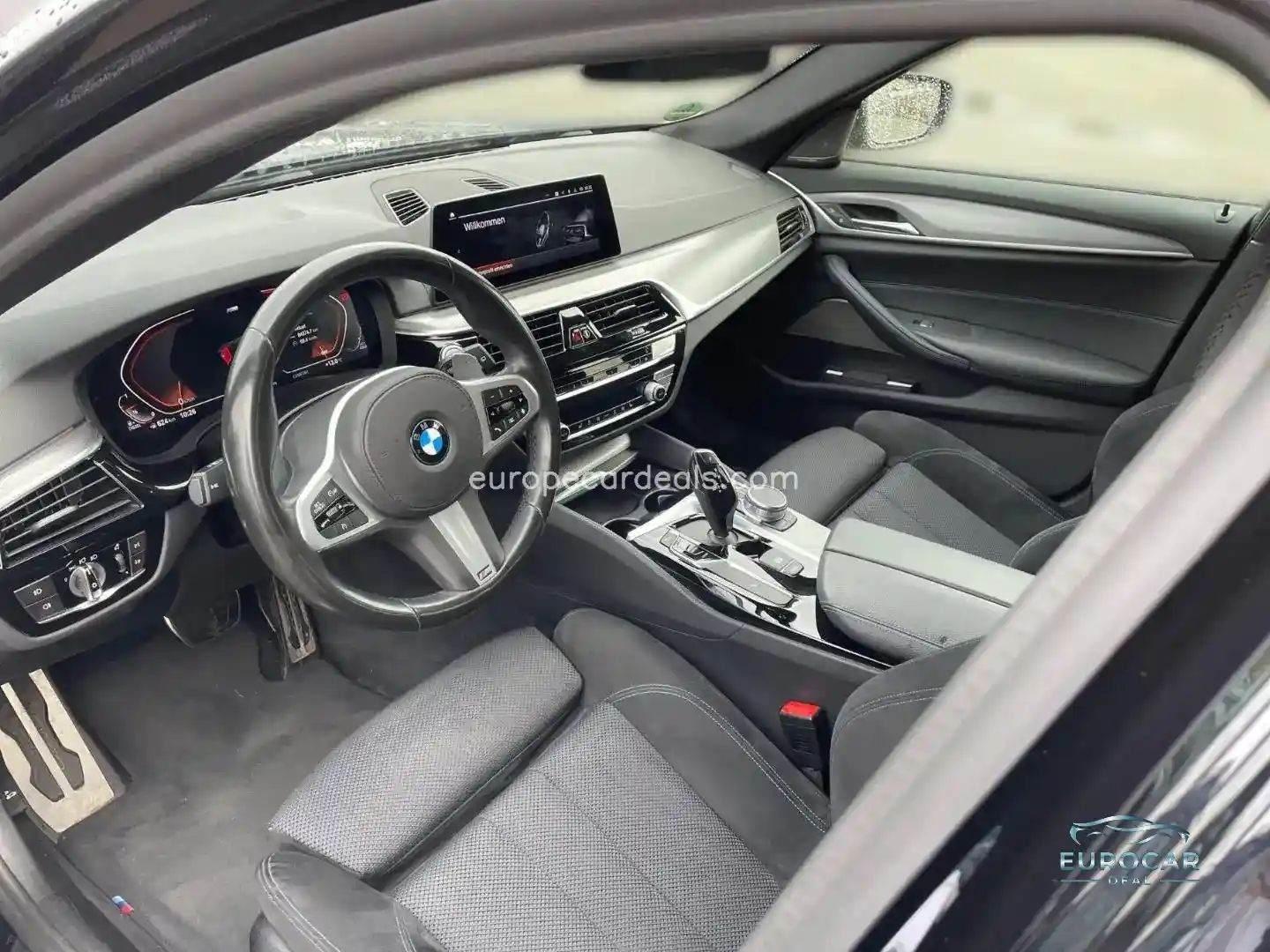 BMW 530