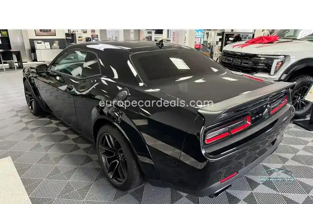 Dodge Challenger