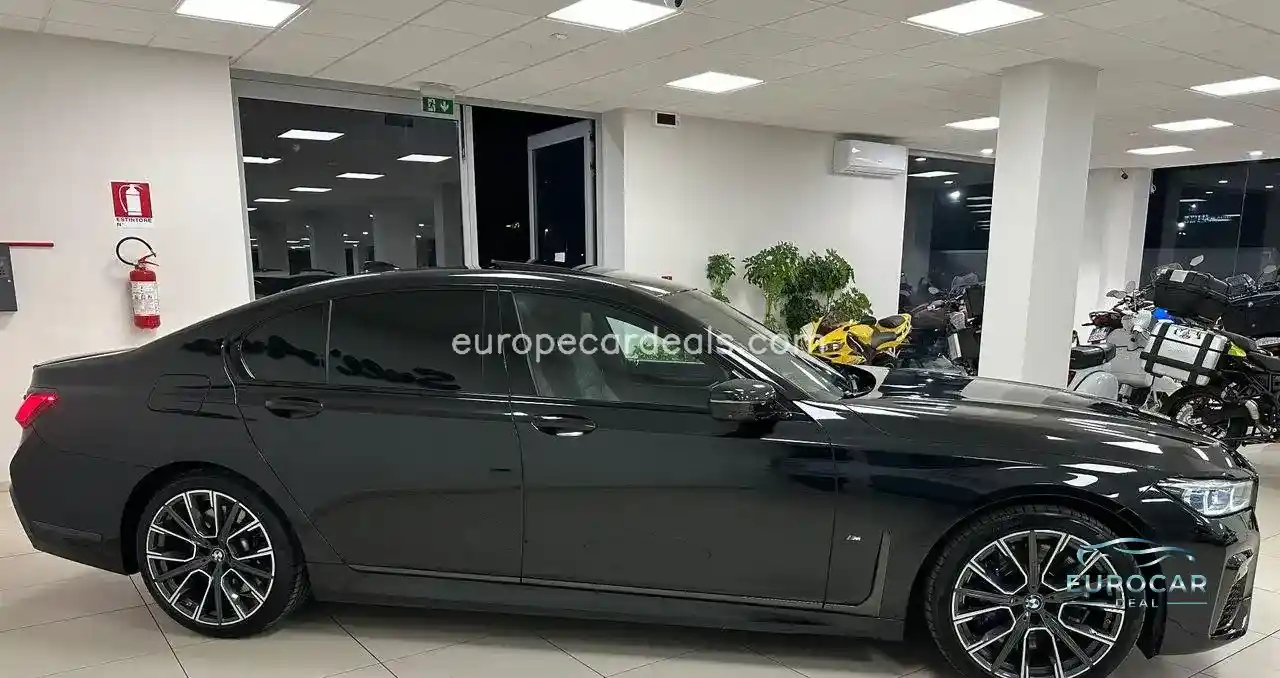 BMW 730