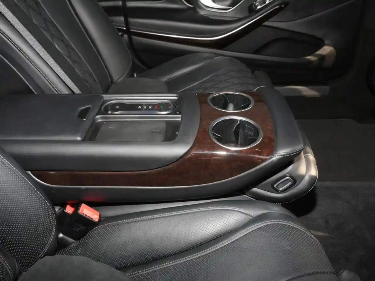 Mercedes-Benz S 650
