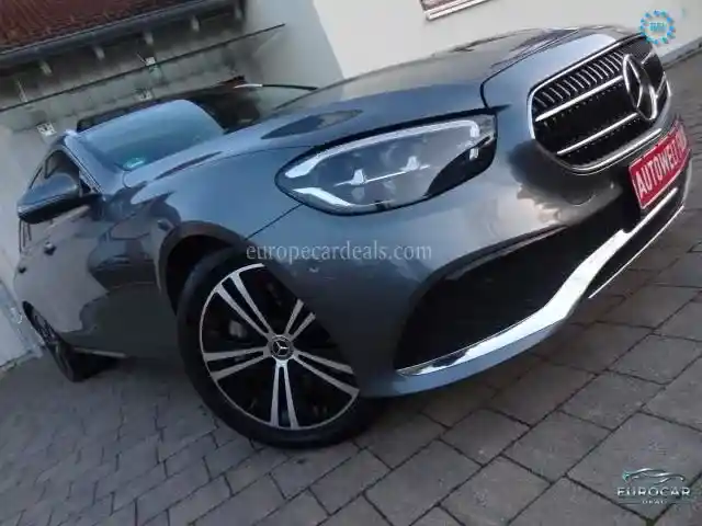 Mercedes-Benz E 400