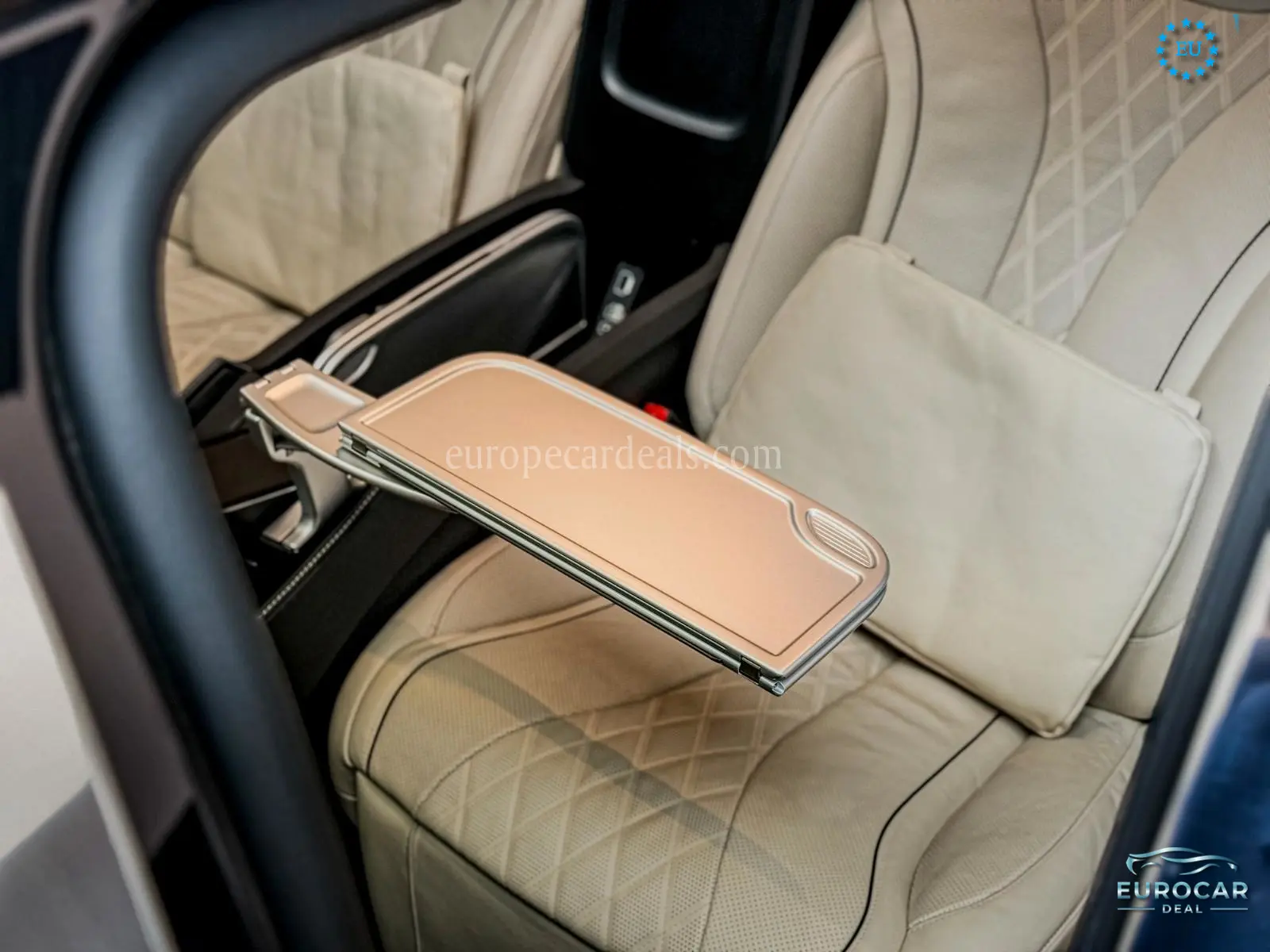 Mercedes-Benz S 560