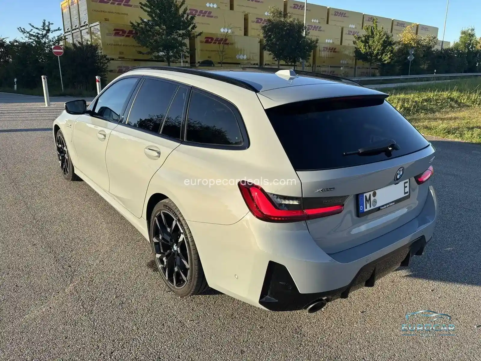 BMW 330