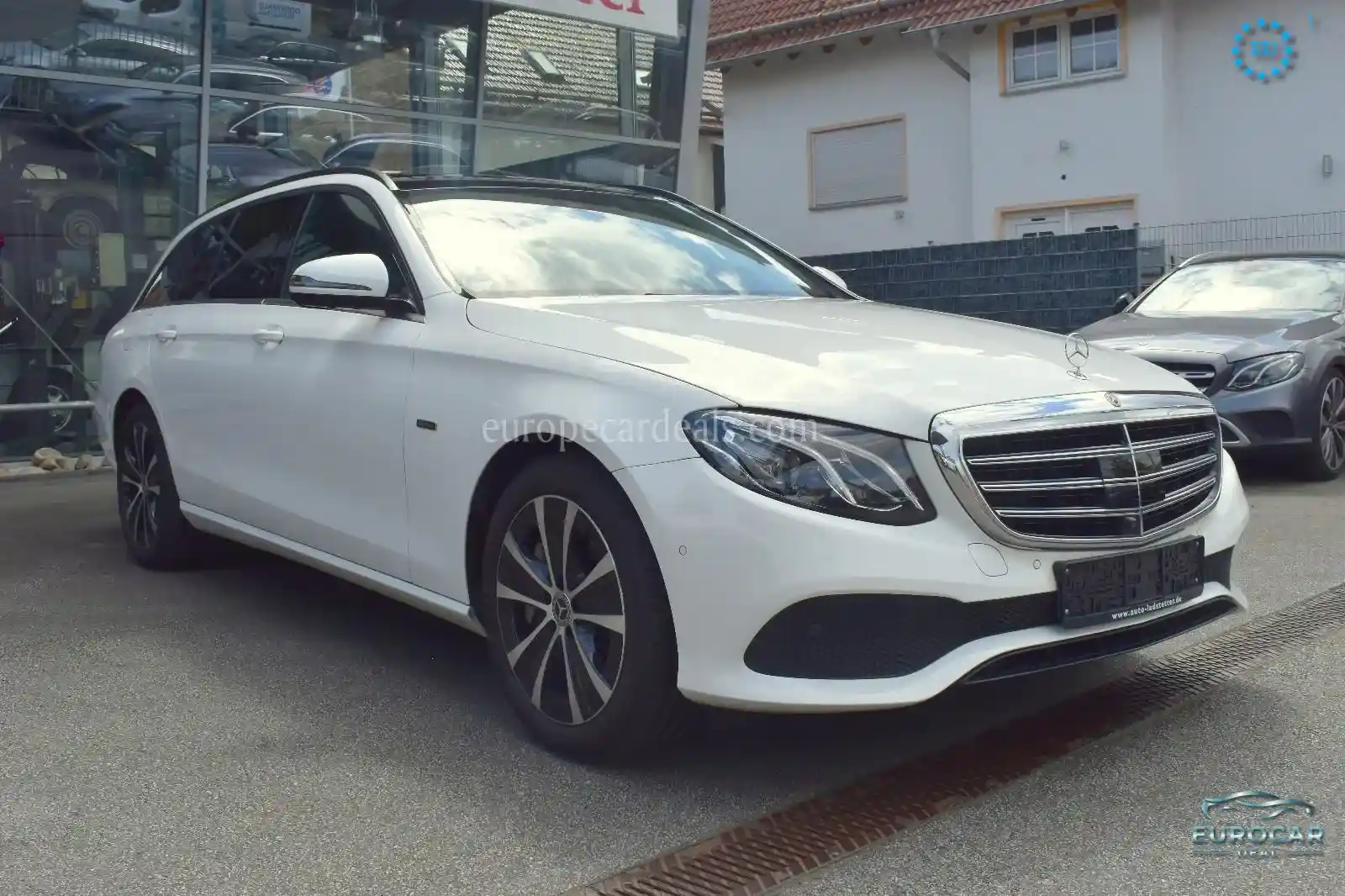 Mercedes-Benz E 300