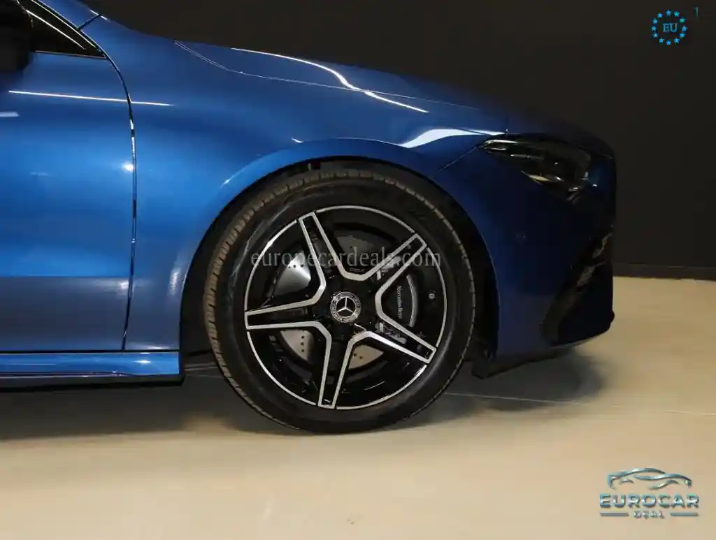 Mercedes-Benz CLA 220