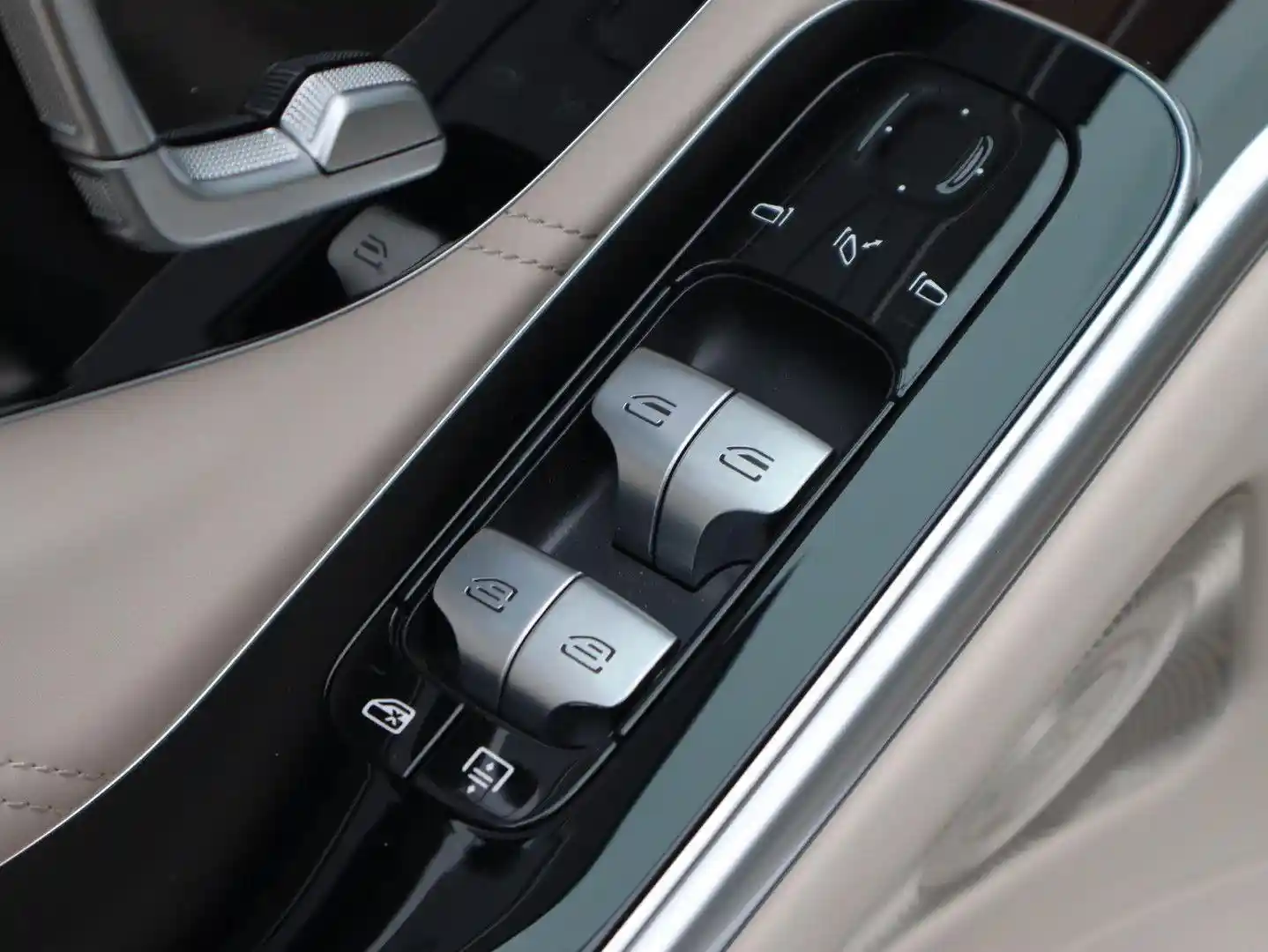 Mercedes-Benz S 680