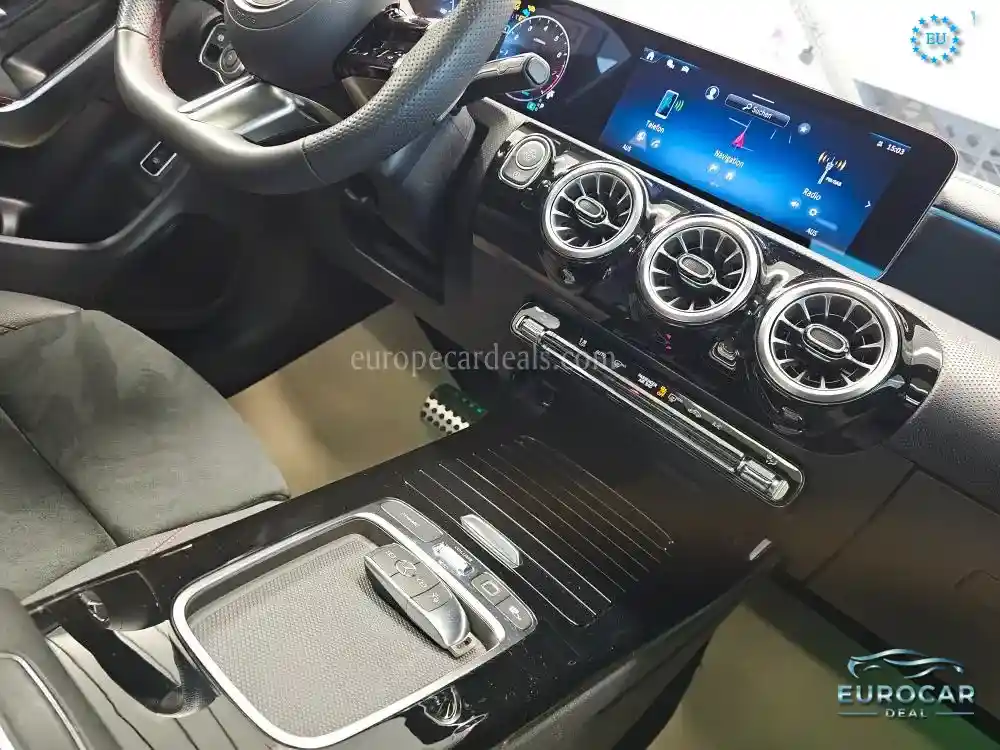 Mercedes-Benz CLA 220