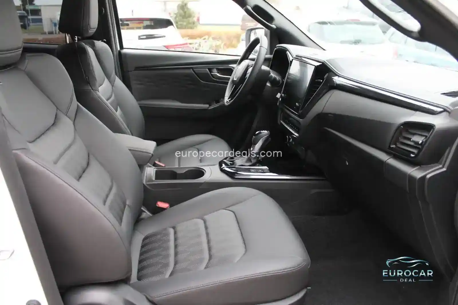Double Cab 4WD V-CROSS Automatik