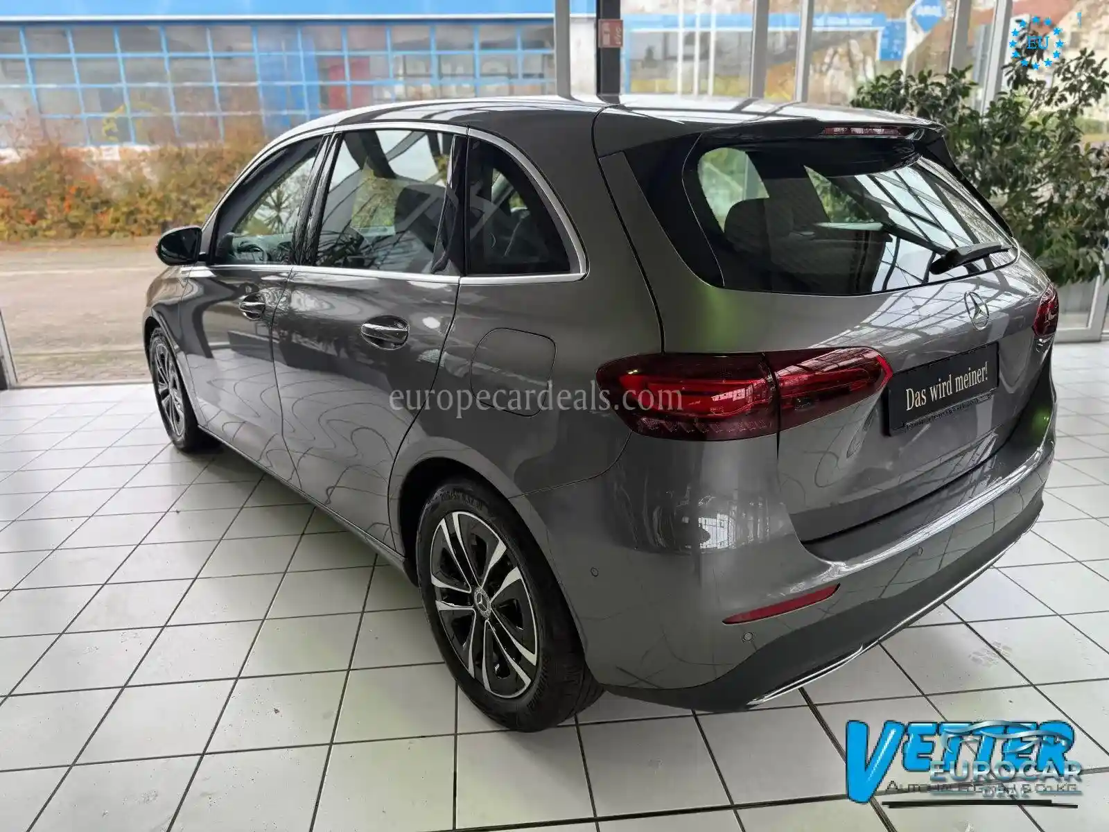 Mercedes-Benz B 180