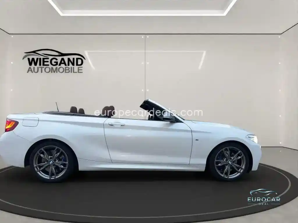 BMW M240i