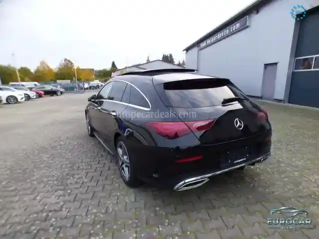 Mercedes-Benz CLA 200 Shooting Brake