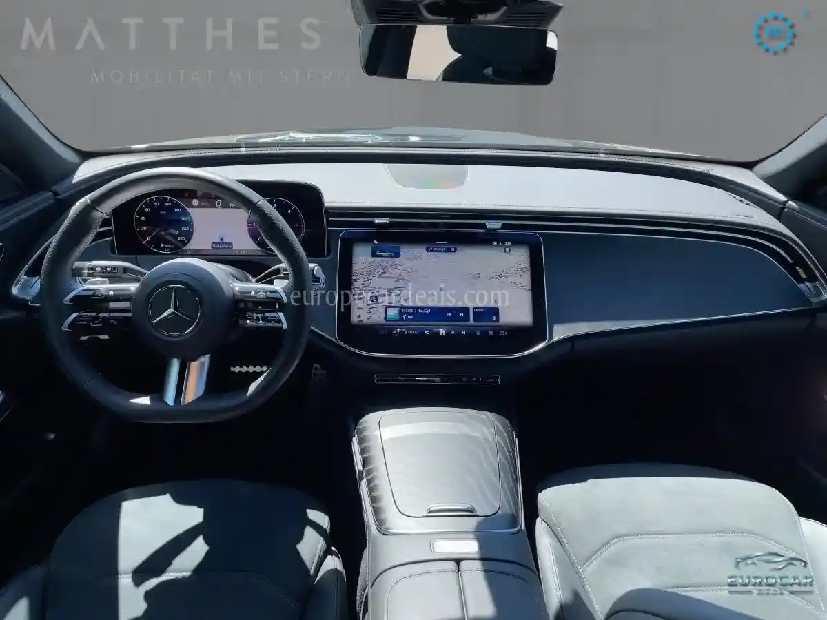 Mercedes-Benz E 220