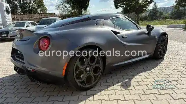 Alfa Romeo 4C