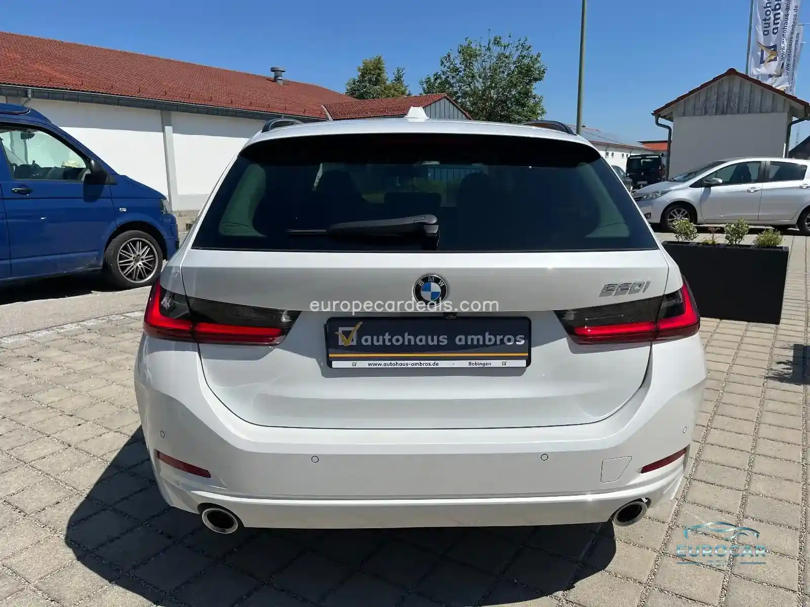 BMW 320
