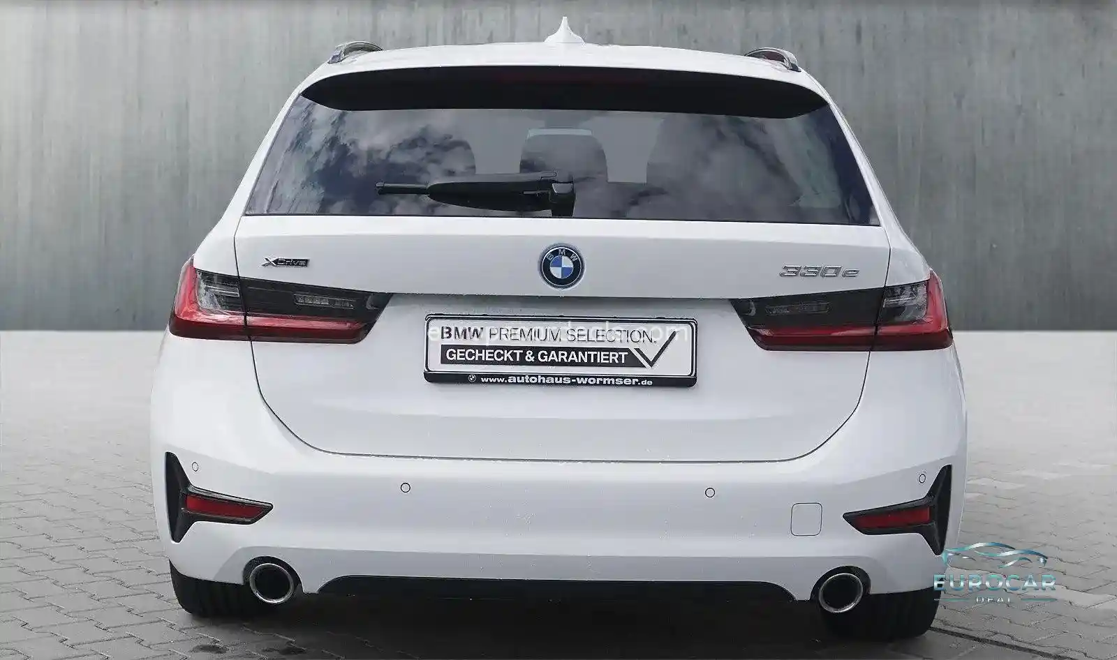 BMW 330
