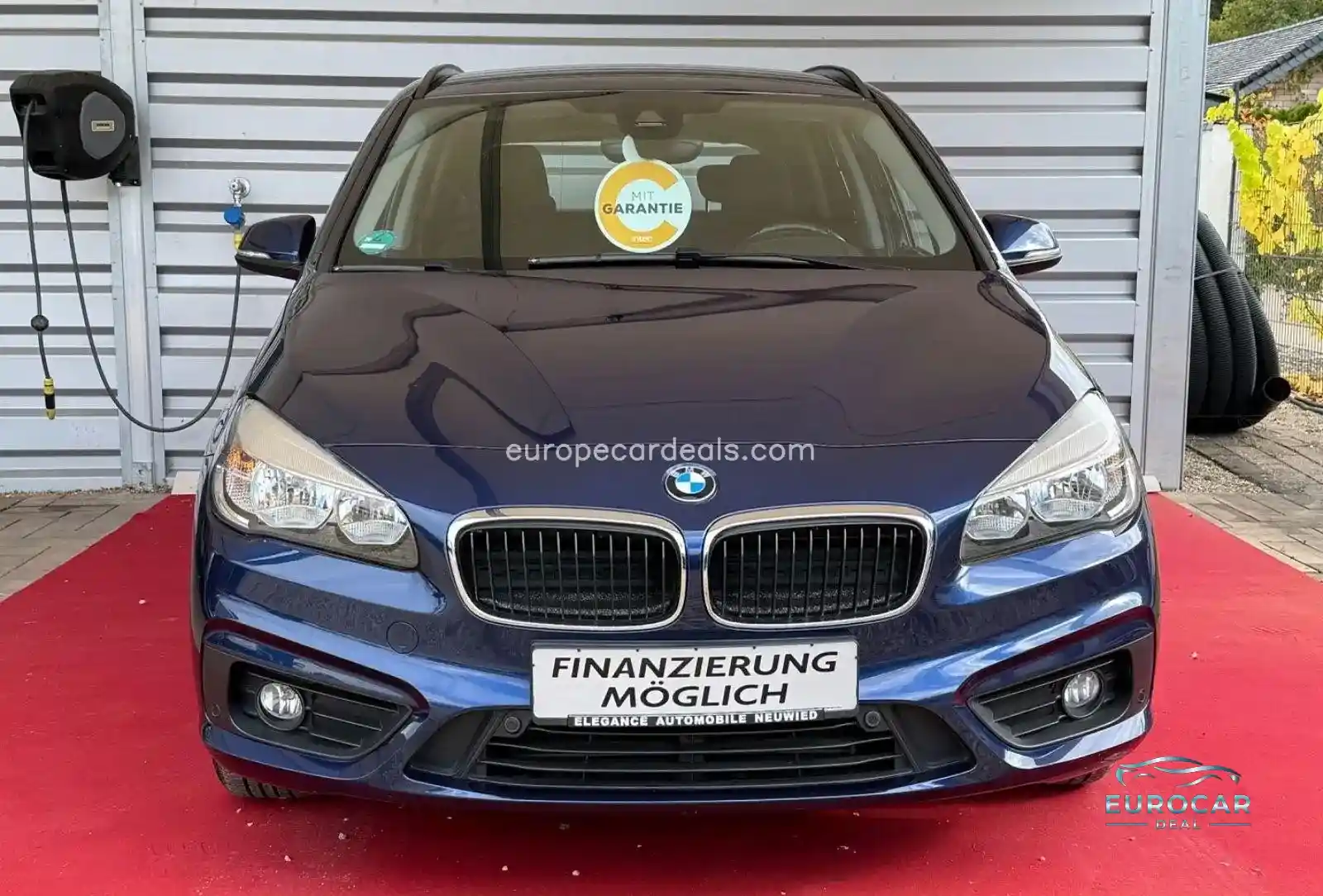 BMW 216