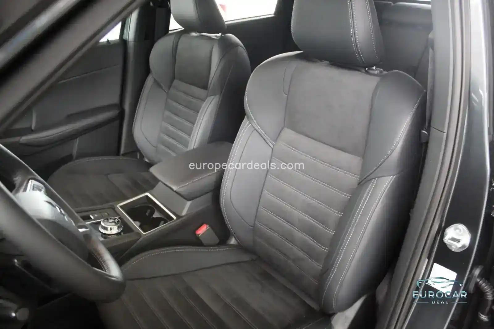 Mitsubishi Plug-in Hybrid Outlander