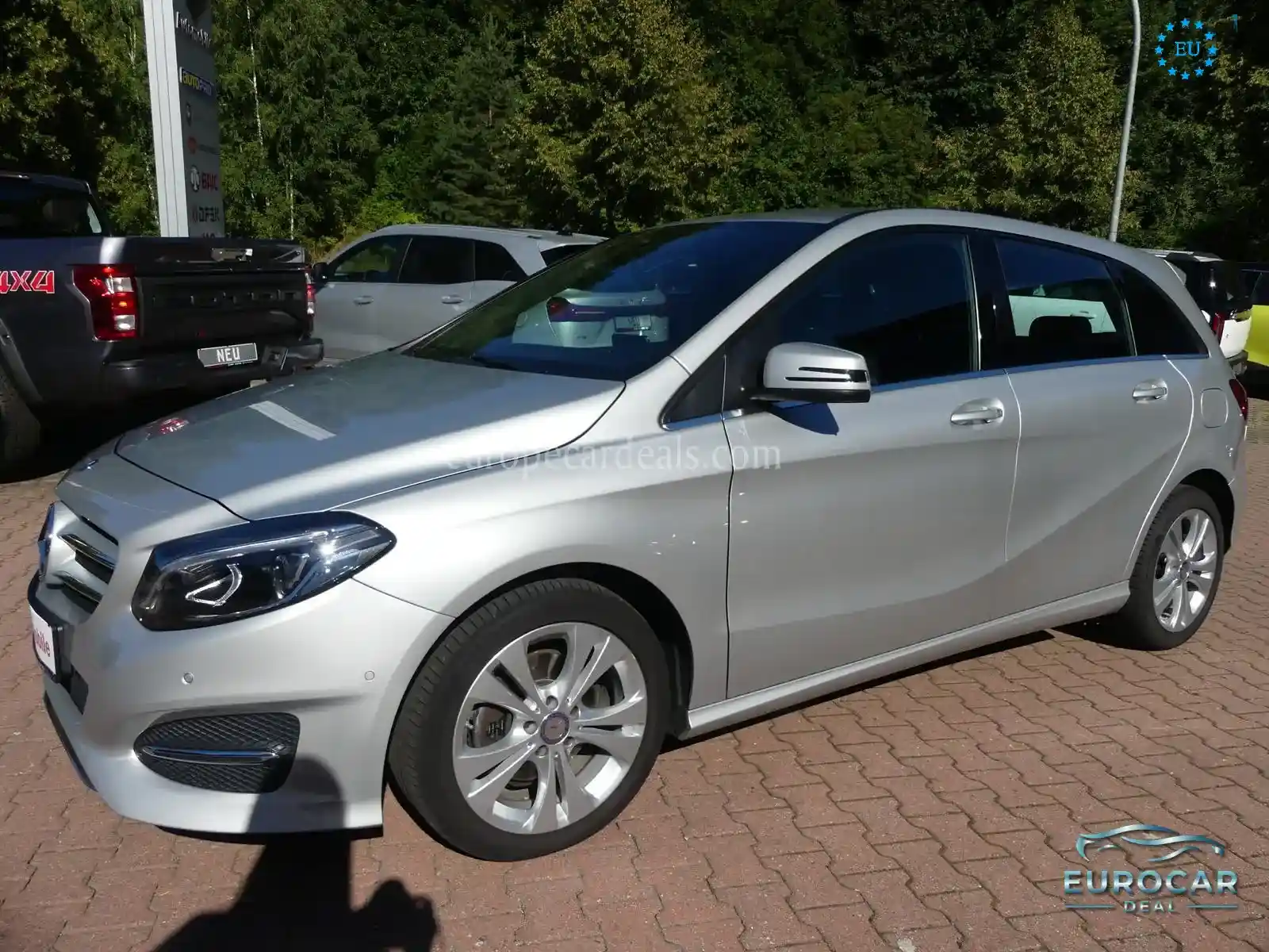 Mercedes-Benz B 200