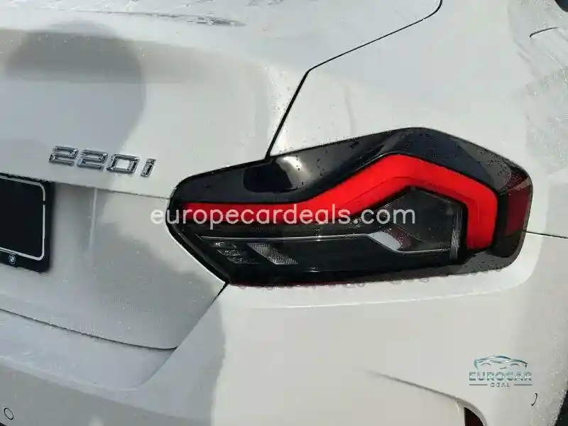 BMW 220