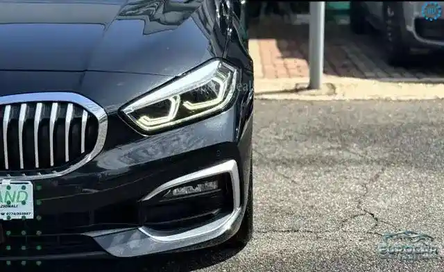 BMW 118