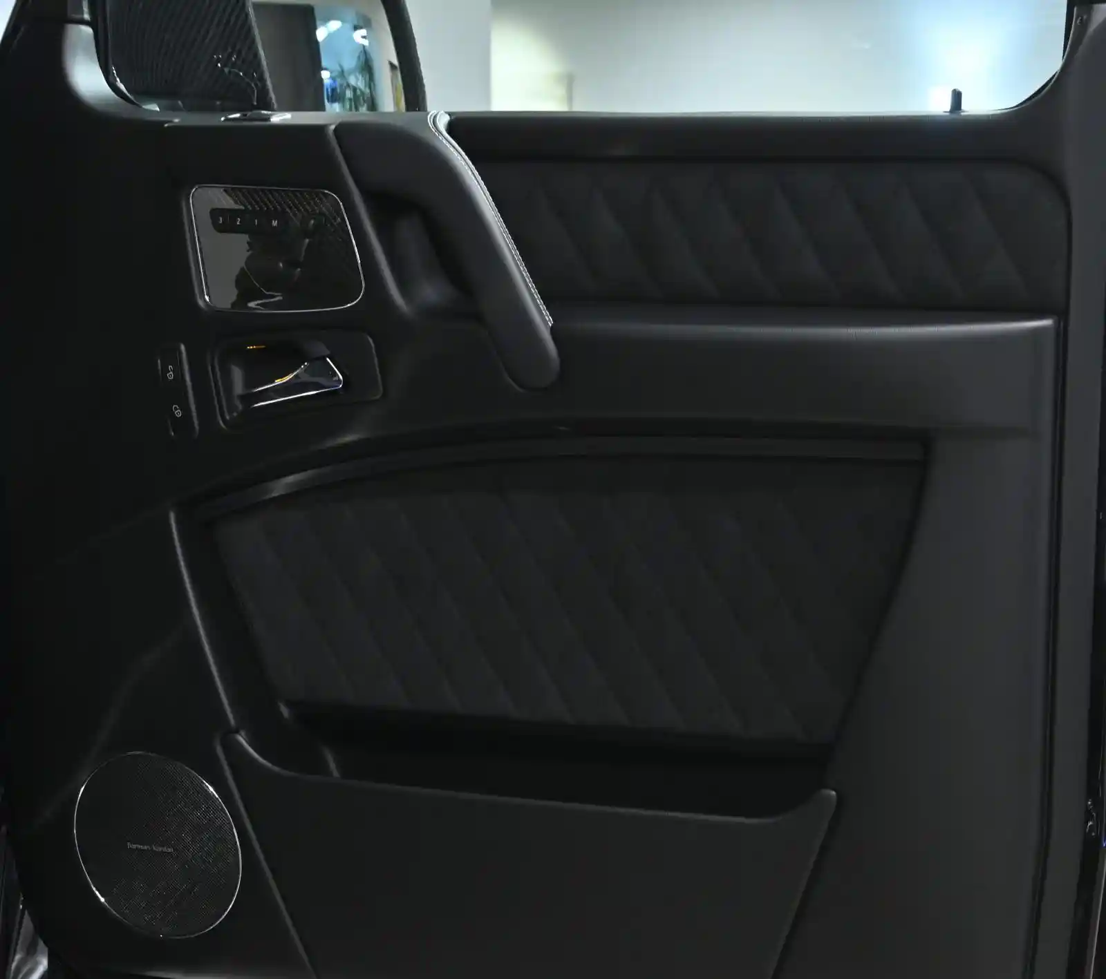 Mercedes-Benz G 500