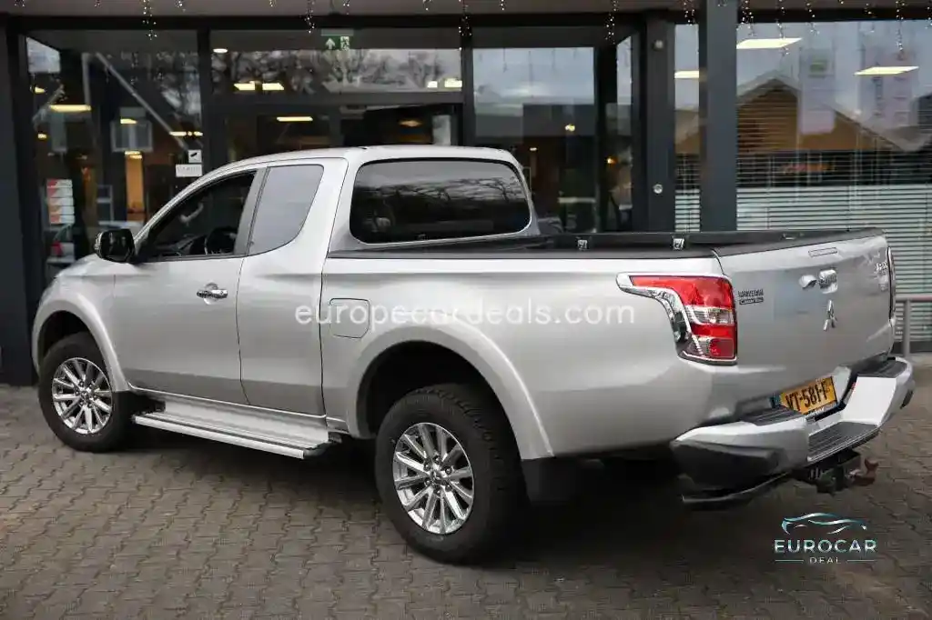 Mitsubishi L200