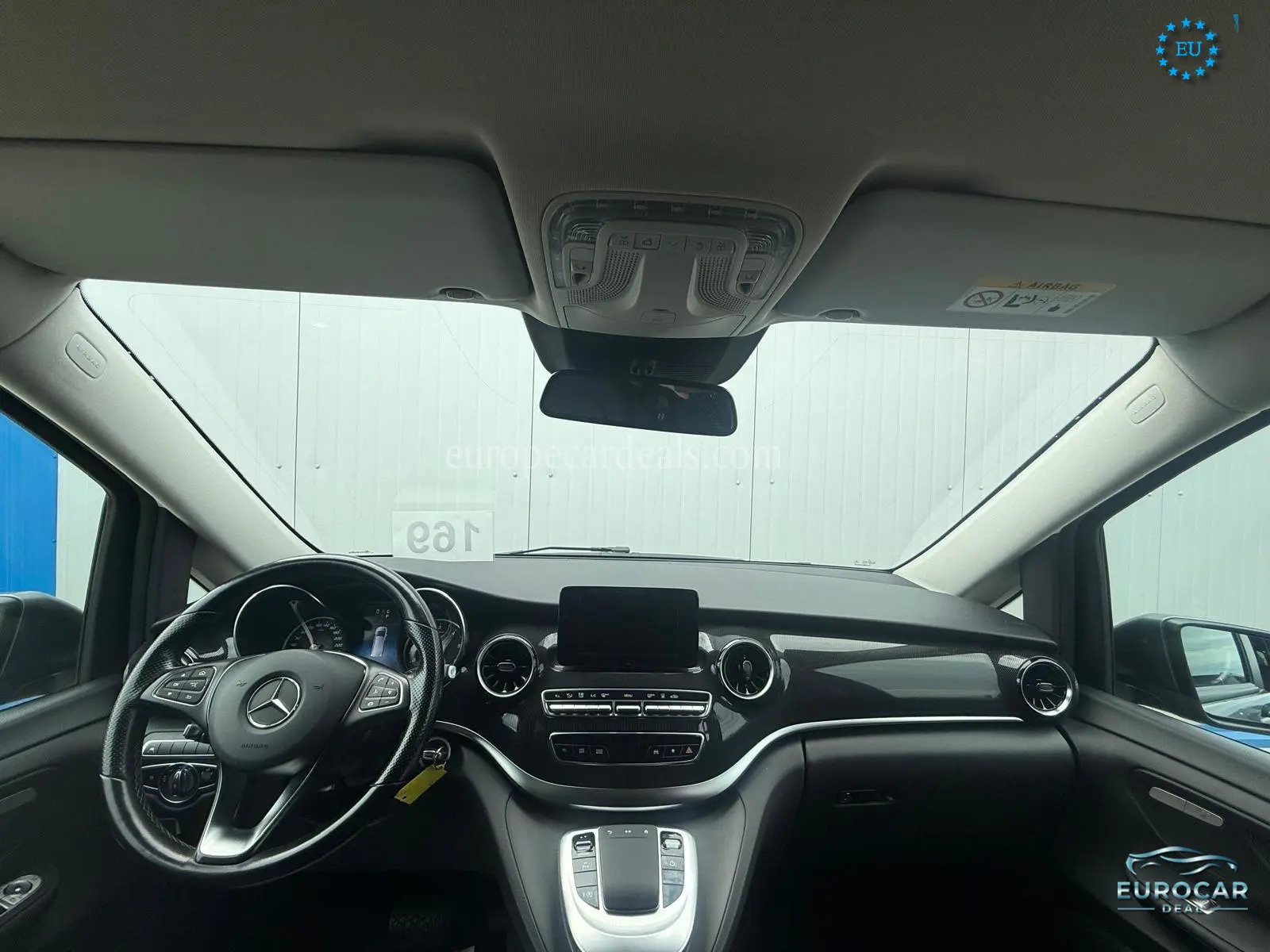 Mercedes-Benz V 220
