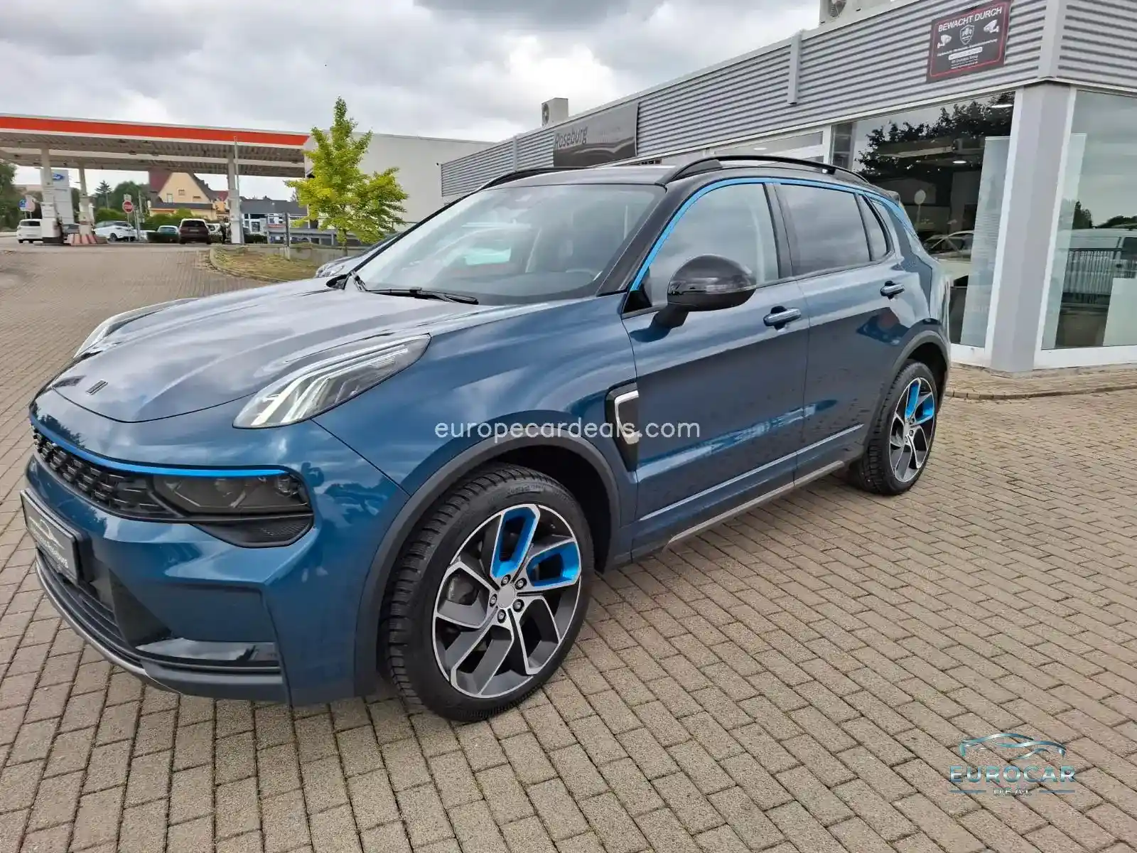 Lynk&Co 01